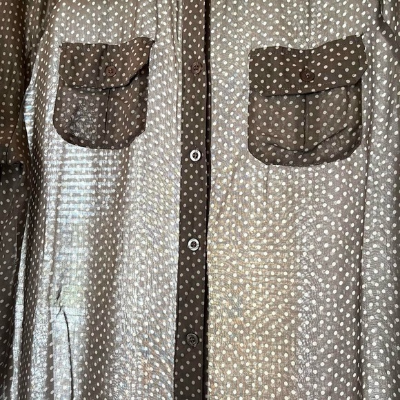 Blue Bird lightweight grey and white polka dot button up shirt - Picture 7 of 8